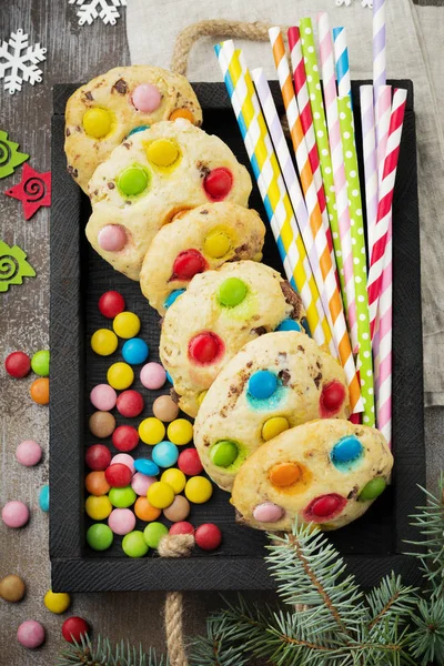 Biscuits Pour Enfants Avec Des Bonbons Chocolat Colorés Glaçure Sucre — Photo