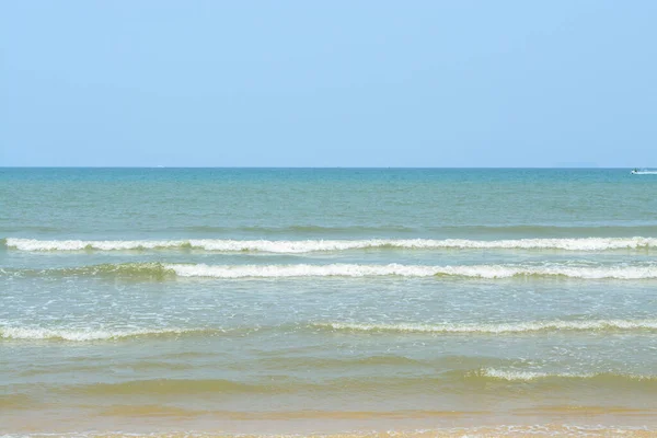 Zee Zomer Achtergrond Landschap Met Wolken Rust Oceaan — Stockfoto