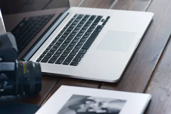 Antik tuğla duvar parçası