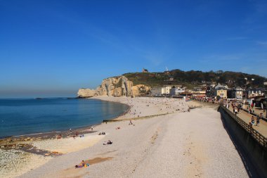 Uçurum ve plaj, Etretat, Fransa