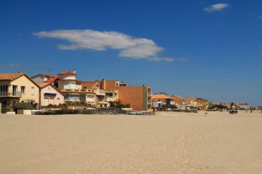 Carnon Plage, Montpellier güneyinde bir sahil beldesi 
