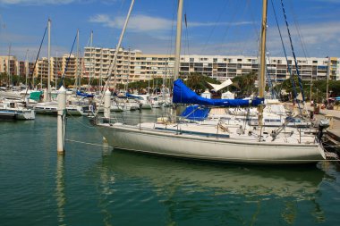 Carnon Plage, Montpellier güneyinde bir sahil beldesi 