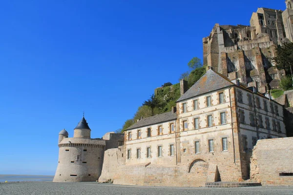 Le Mont-Saint-Michel, franska ön kommun i Normandie — Stockfoto