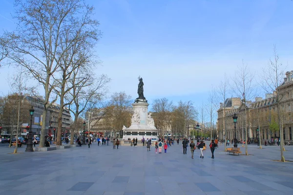 Praça da República em Paris, França — Fotografia de Stock