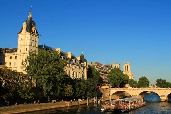 Paris, Fransa sermaye şehir — Stok fotoğraf