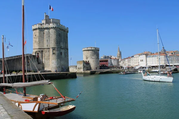 Gamla hamnen i La Rochelle, den franska staden och seaport — Stockfoto