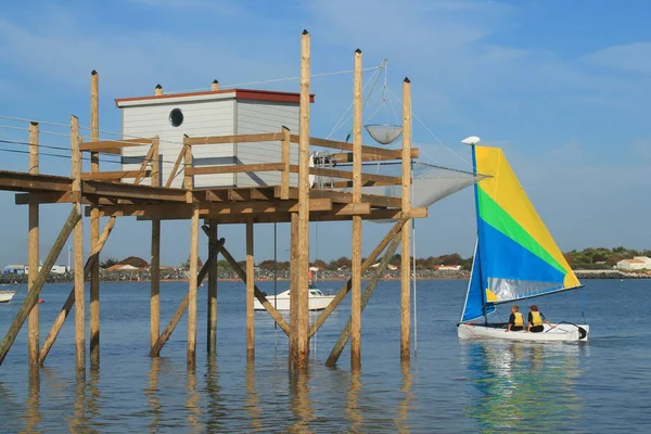 Cabine de pesca e Carrelet perto de La Rochelle — Fotografia de Stock