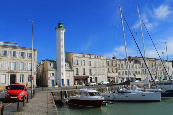 La Rochelle, la ciudad francesa y el puerto — Foto de Stock