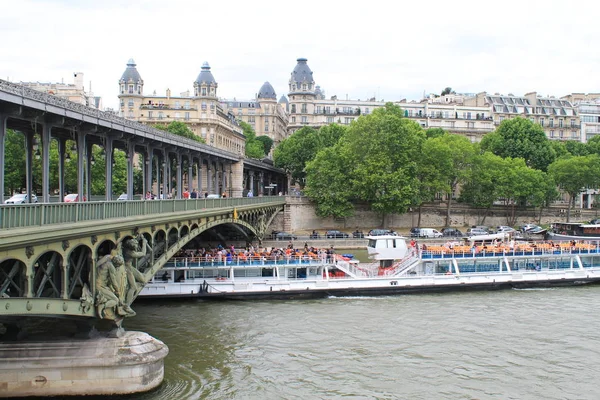 Paris, sermaye ve Fransa'nın en kalabalık şehir — Stok fotoğraf