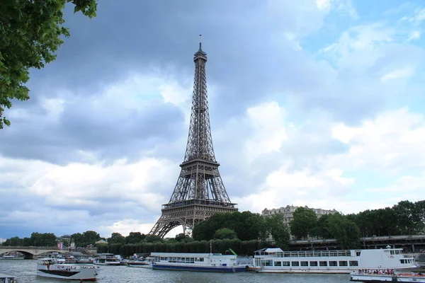 París, capital y la ciudad más poblada de Francia —  Fotos de Stock