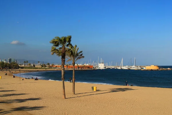 Barcelona Beach, sermaye Katalonya şehir — Stok fotoğraf