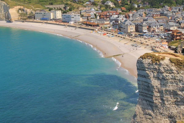 Cliffs and beach of Etretat, France — Stock Photo, Image