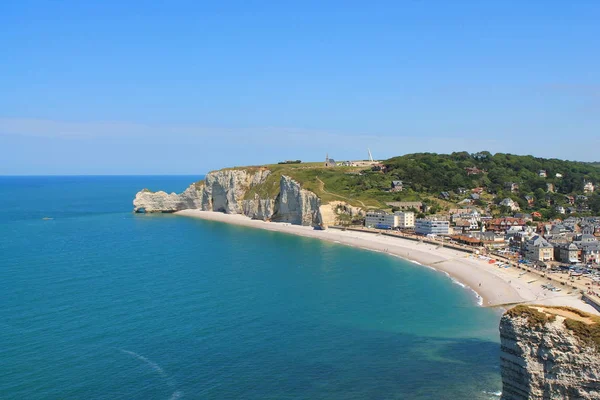 Uçurum ve plaj, Etretat, Fransa