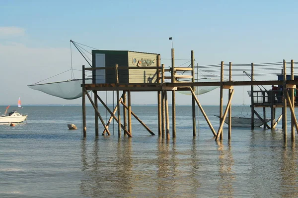 Cabine de pesca e Carrelet perto de La Rochelle — Fotografia de Stock