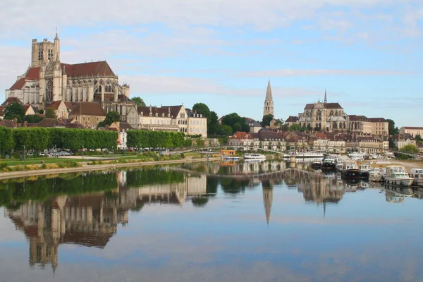 Auxerre, Ciudad de Arte e Historia — Foto de Stock