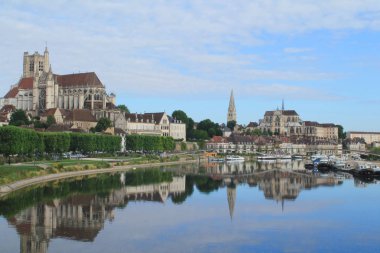 Auxerre, şehir sanat ve geçmiş ve Yonne bölümü Fransa'nın başkenti
