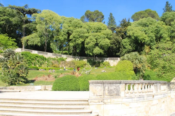 Jardín Fuentes Nimes Francia — Foto de Stock