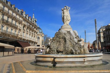 Komedi meydanda Montpellier, onun opera ve üç graces çeşme, Fransa