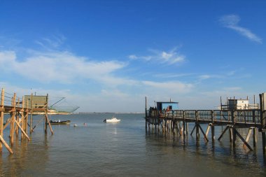 Fransa, La Rochelle yakınlarında Balıkçı Kabini ve Carrelet
