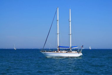 Yelkende Akdeniz deniz, Fransa