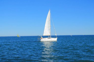 Yelkende Akdeniz deniz, Fransa