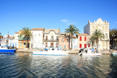 Aigues Mortes, Camargue, Fransa şaşırtıcı ve ünlü ortaçağ şehir surları