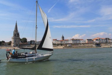La Rochelle Fransa Ortaçağ kuleleri