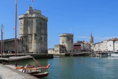 La Rochelle Fransa Ortaçağ kuleleri