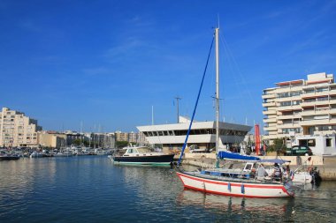 Marina, bir Carnon, Montpellier güneyinde bir sahil beldesi