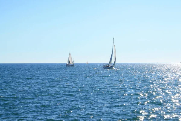 Barco Vela Mar Mediterrâneo França — Fotografia de Stock