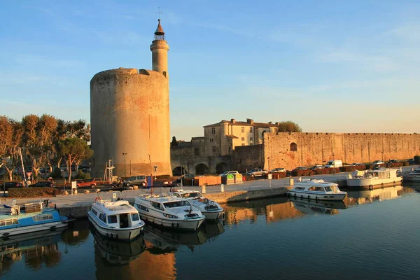 Bastioni Aigues Mortes Straordinaria Famosa Città Medievale Della Camargue Francia — Foto Stock