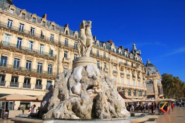 Montpellier komedi Meydanı ve üç graces çeşmesinin, Hérault, Fransa