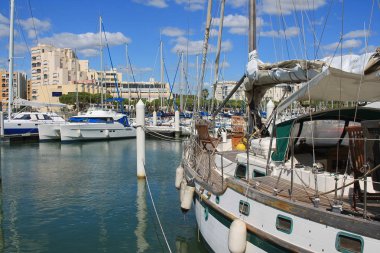 Marina, bir Carnon, Montpellier güneyinde bir sahil beldesi