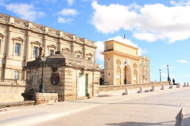 Montpellier, Paris, Fransa'nın bir kopyasını zafer takı