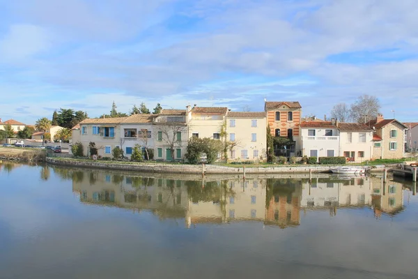 Městě Aigues Mortes Letovisko Pobřeží Occitanie Regionu Camargue Francie — Stock fotografie