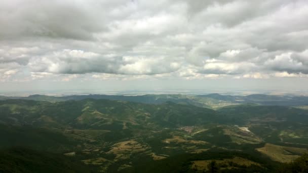 Hermoso paisaje de montañas en bulgaria — Vídeos de Stock