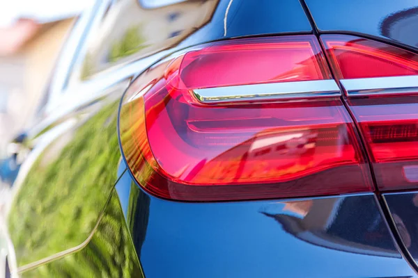 Araba Far. Arkadan Görünüm