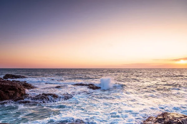 Malowniczy Widok Piękny Wschód Słońca Nad Morzem — Zdjęcie stockowe