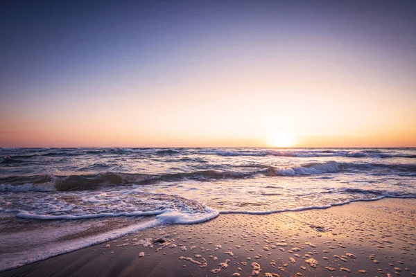 Hermoso Amanecer Sobre Mar Verano — Foto de Stock