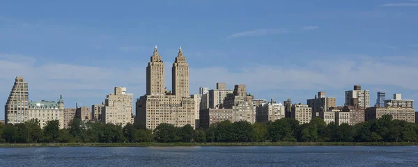 Central park lake — Stock Photo, Image