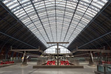 London St Pancras Uluslararası Tren İstasyonu