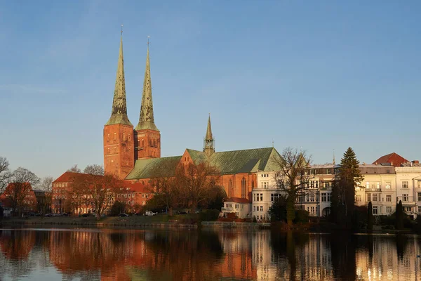 Lubeck Katedrála Krásném Světle Západu Slunce — Stock fotografie