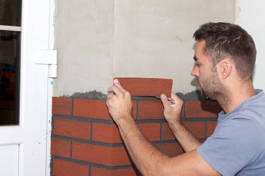 Yeni cephe üzerinde iş bitirme.