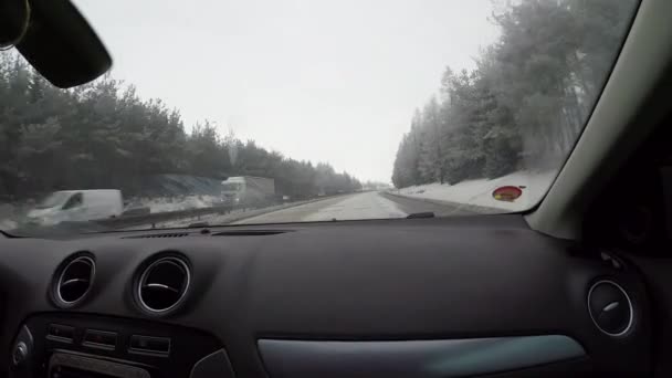 Aufnahme Der Autobahn Aus Dem Inneren Des Autos Fahren Auf — Stockvideo