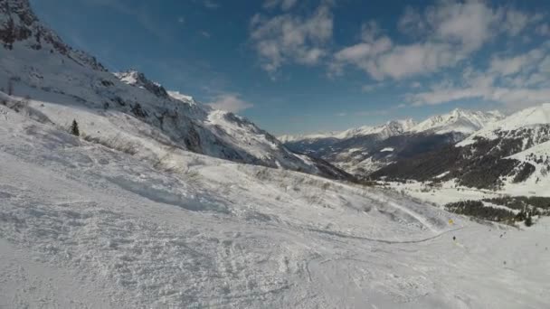 Síelés Síelő Szemével Stabilizált Rendre Síelés Gyönyörű Resort Európában — Stock videók