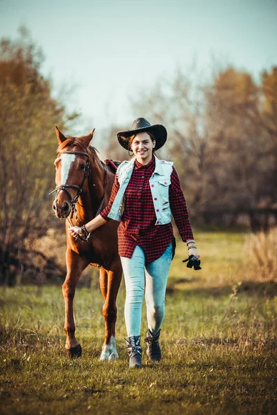 騎乗位と馬 — ストック写真