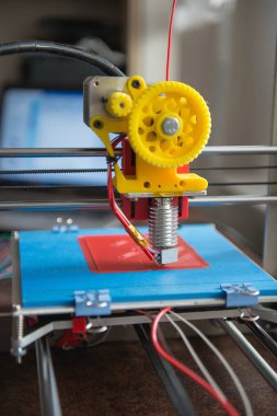 3D yazıcı bölümü yazdırır