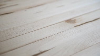 Çok fazla hap masanın üstüne düşmek