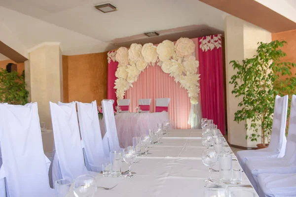 Serving of festive tables, Preparation for a festive dinner in a restaurant.