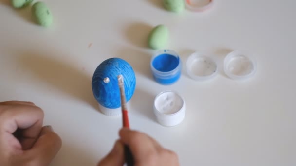 Preparing Holiday Easter Man Paints Easter Eggs Easter Eggs — Stock Video